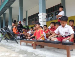Sanggar Seni SDN 01 Ngabang: Pelestari Budaya Dayak Sejak Dini