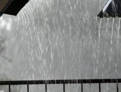 Waspada! Cuaca Panas Siang Hari Bisa Berubah Jadi Hujan Lebat Malam Ini